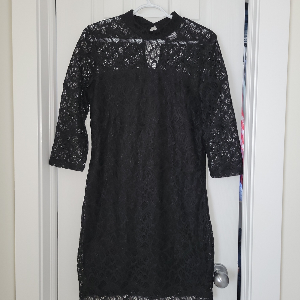 Elegant Black Lace Dress